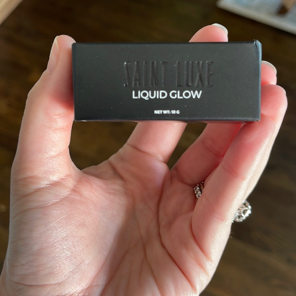Saint Luxe Liquid Gold